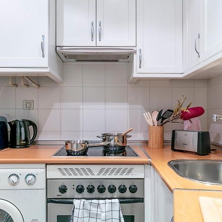 Luxury Belmont Puerta Del Sol Apartment Madrid Bagian luar foto