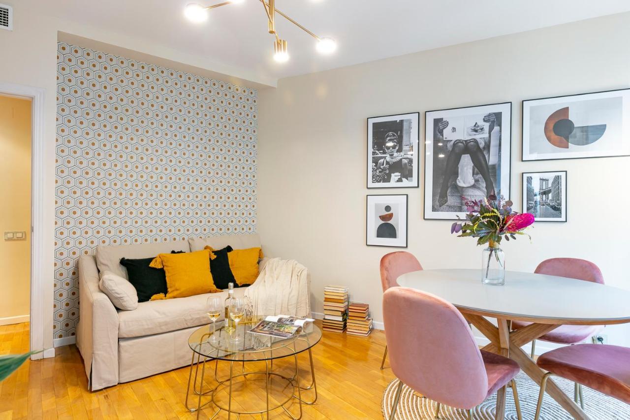 Luxury Belmont Puerta Del Sol Apartment Madrid Bagian luar foto