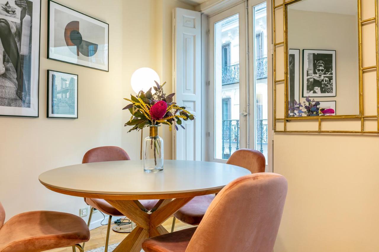Luxury Belmont Puerta Del Sol Apartment Madrid Bagian luar foto