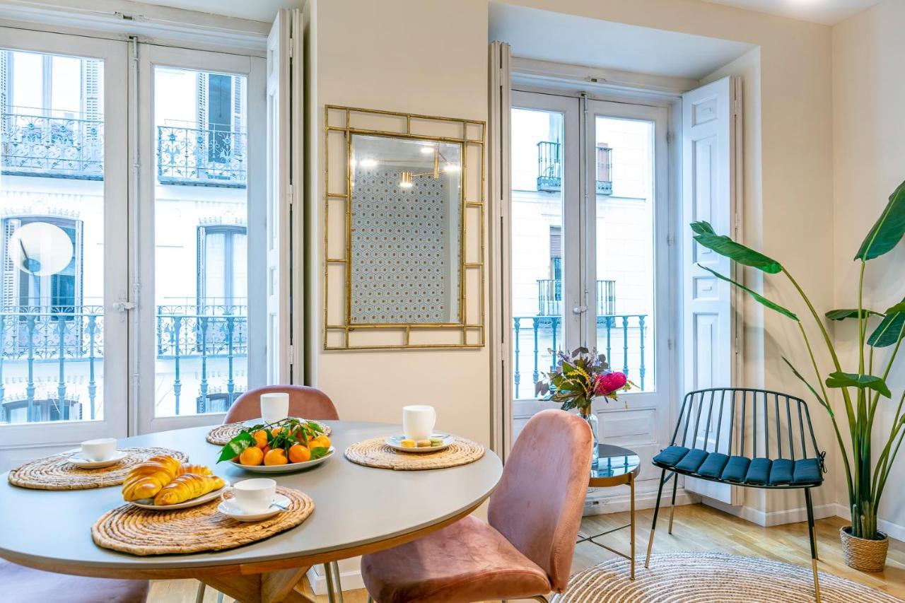 Luxury Belmont Puerta Del Sol Apartment Madrid Bagian luar foto