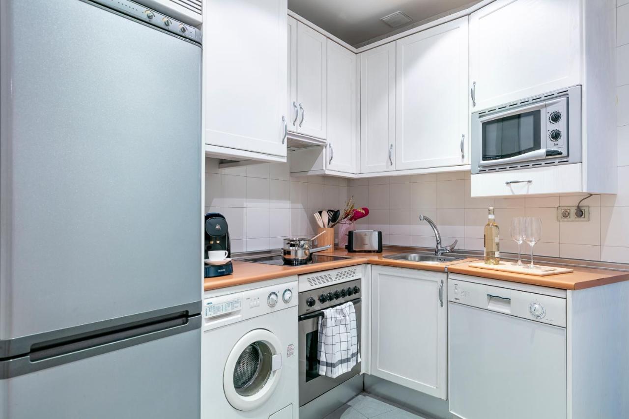 Luxury Belmont Puerta Del Sol Apartment Madrid Bagian luar foto