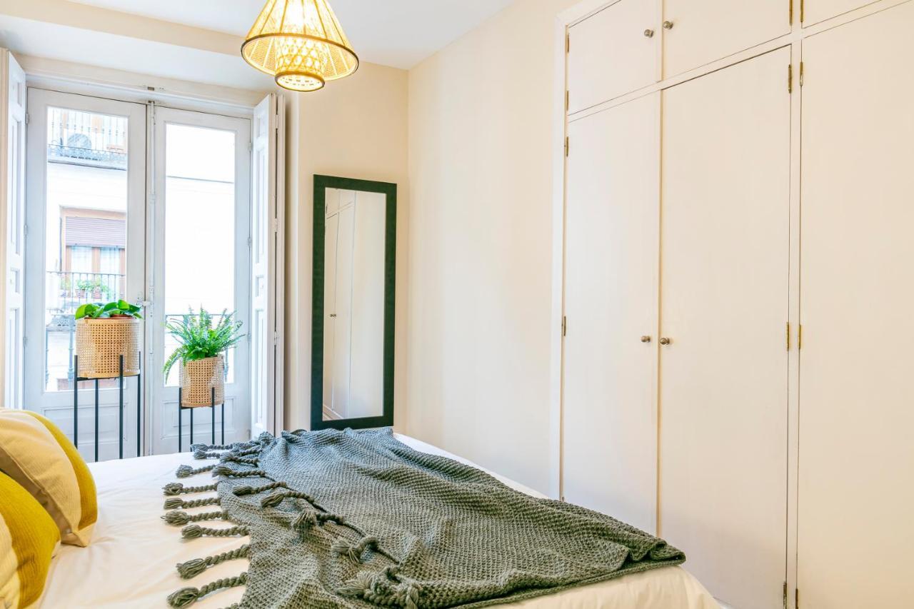 Luxury Belmont Puerta Del Sol Apartment Madrid Bagian luar foto